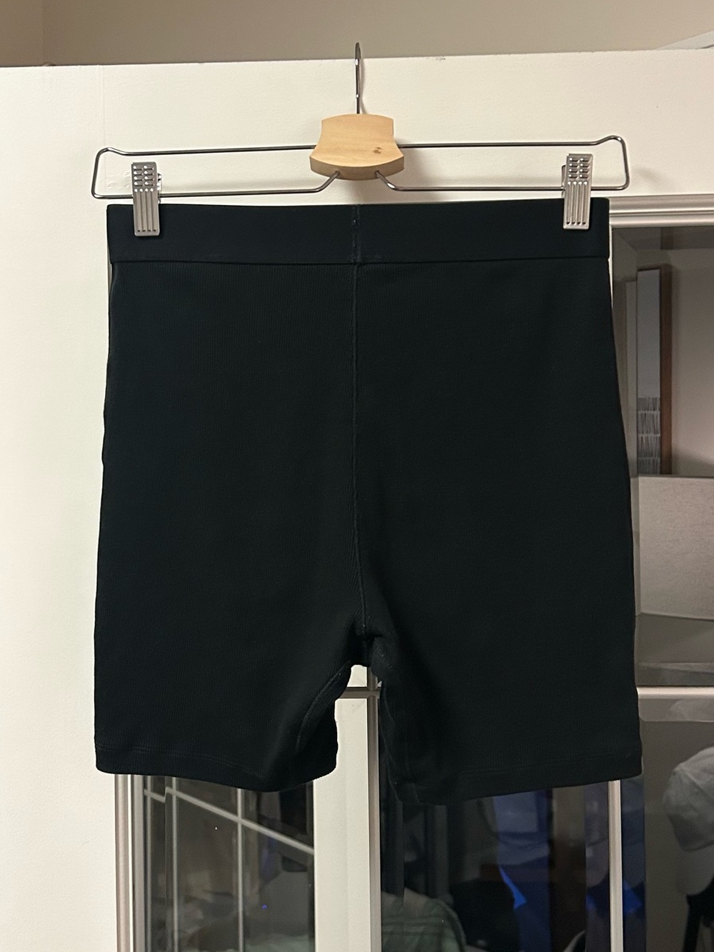 Calvin Klein Black Ribbed High-Waist Shorts with Logo Waistband- New w/o Tags - Picture 2 of 6